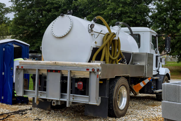 Best Luxury portable toilet rental  in Findlay, OH